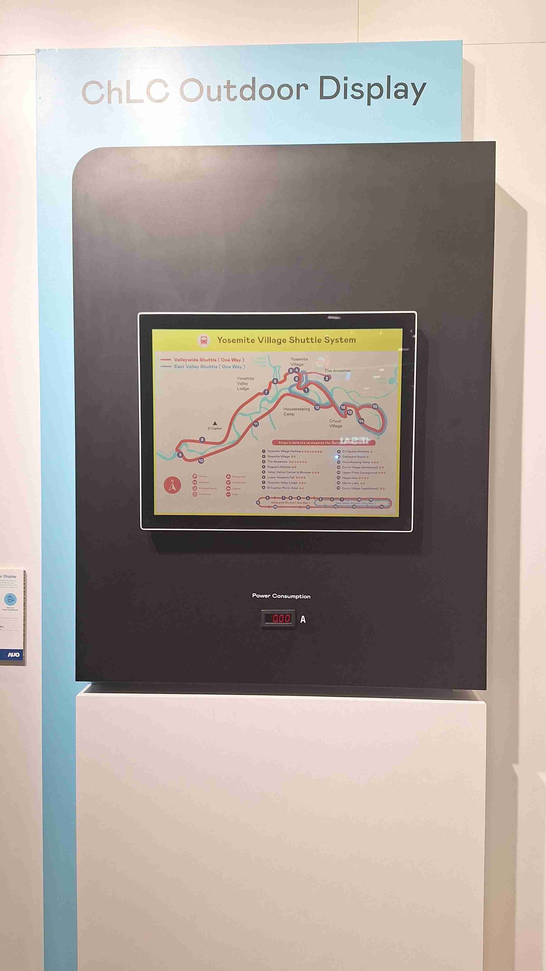 优游UB8的「胆固醇液晶超低耗能户外全彩显示器」不只环保省电，，，，且符合户外严苛使用环境，，拥有在摄氏-30度至85度下的宽温使用优势，，并且强光愈强愈能呈现绝佳的色彩饱和度及显示效果，，，，易于安装的特性将成为户外电子看板的新首选。。